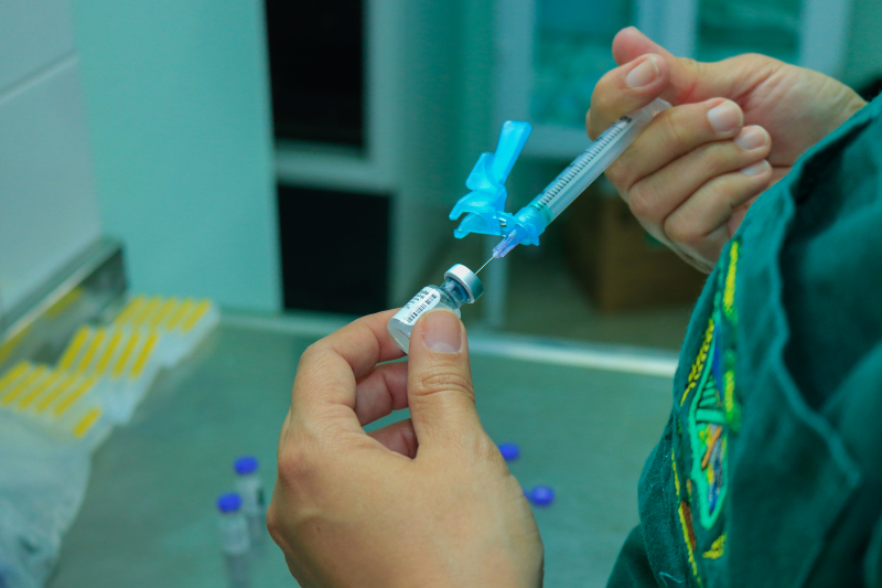 HOJE! Tibagi vacina contra a Covid-19 população com 27 anos completos