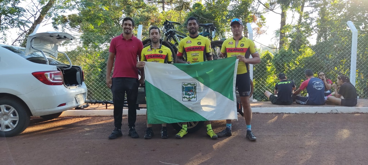 Ciclistas representam Tibagi nos Jogos Abertos do Paraná