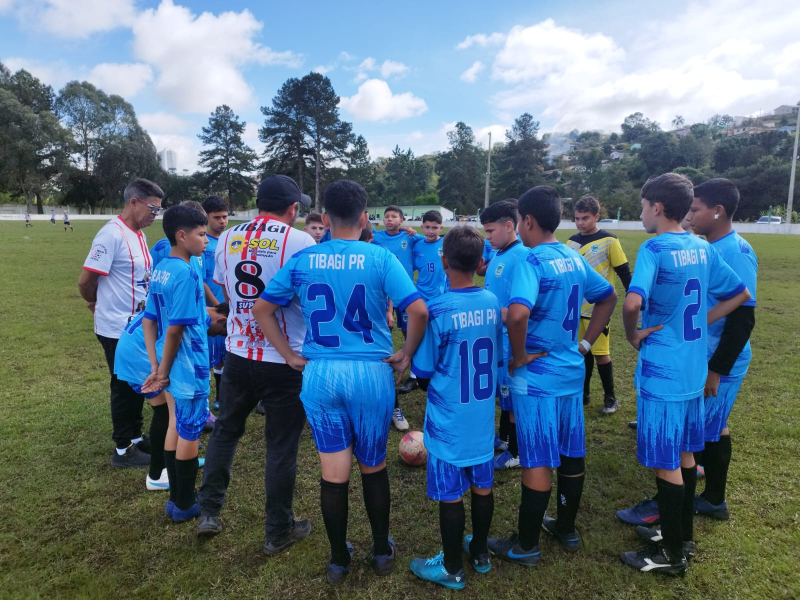 Esporte de Tibagi participa de campeonato de futebol em Ponta Grossa